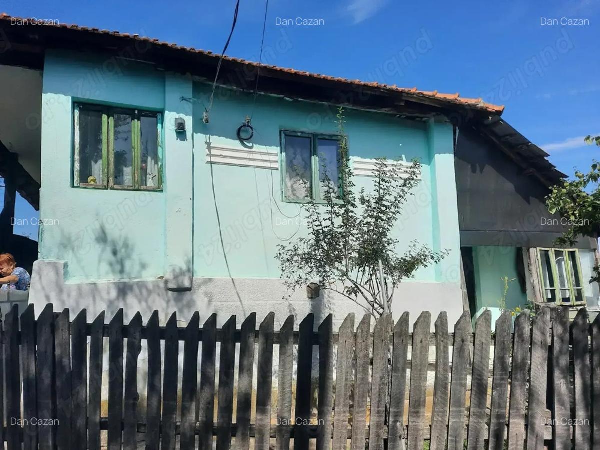 Casa de vanzare cu teren - 5