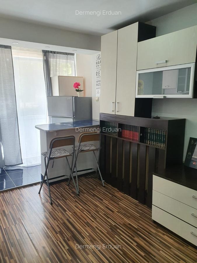 Titan. metrou Costin Georgian - 4