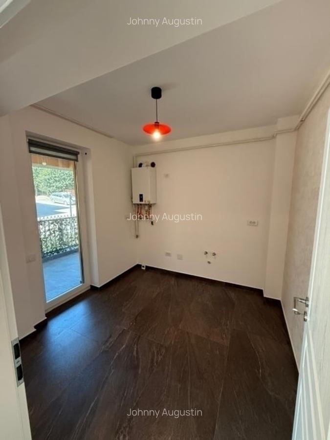 1 camera decomandat- 52 mp - etaj 1 - Valea Lupului -parcare-  85000 euro - 8