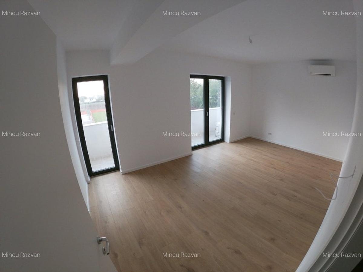 Apartament cu 3 camere decomandat în Băneasa - 11