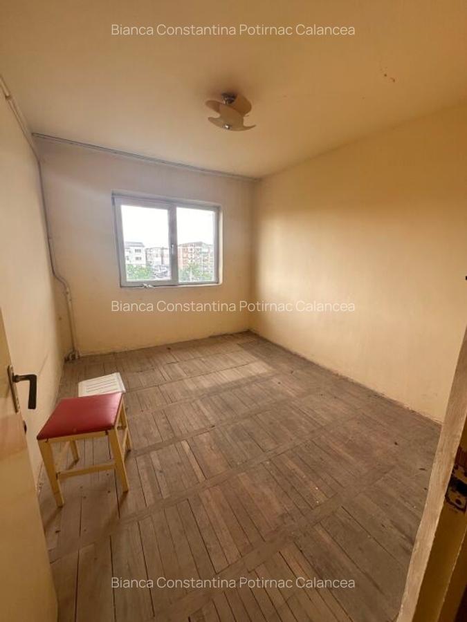 APARTAMENT 3 CAMERE - ROSIORII DE VEDE - - 8