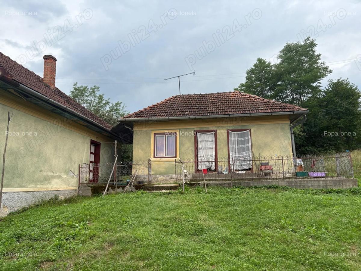 Vand casa Ormindea, Jud. Hunedoara - 1