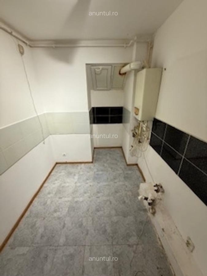 Giulesti, Str Agnita, bloc 2016, Ap 3 camere, 85 mp pret 84000 euro - 6