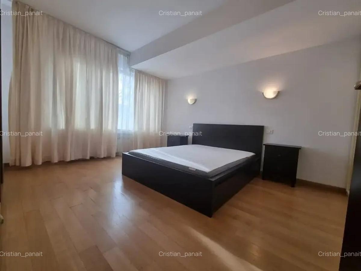 Apartament cu 5 camere decomandat în Kiseleff - 12
