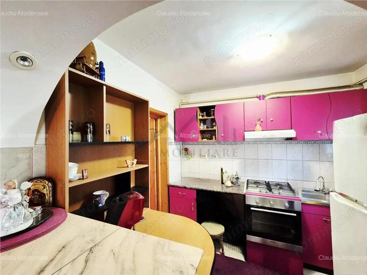 Apartament cu 4 camere de vanzare - 3 Apartament cu 4 camere de vanzare - 3