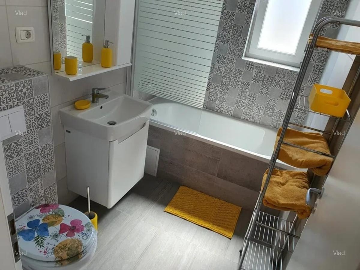Apartament cu 3 camere zona - 7