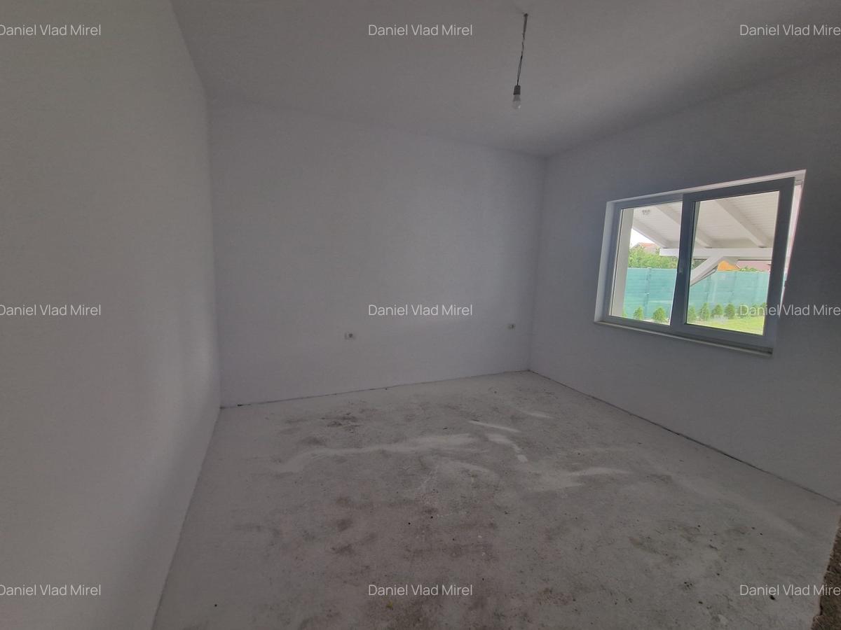 360IMOBILIARE propune spre vânzare o casă individuală pe parter - 11