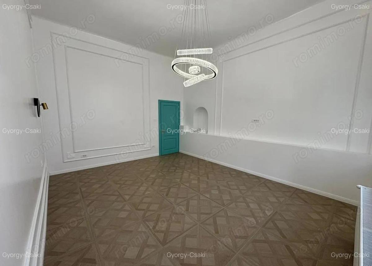 DE INCHIRIAT - Apartament, birou, cabinet - Str. Republici - pietonala - 4