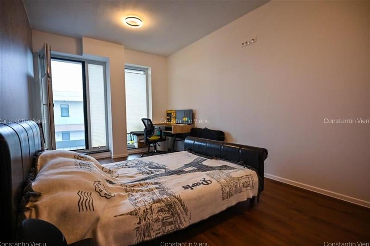 Apartament cu 3 camere decomandat, mobilat în Tractorul - 18