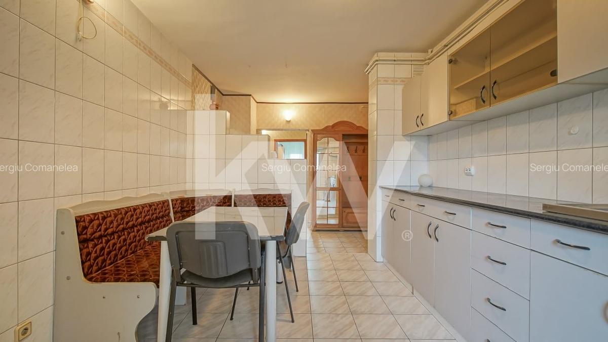 Vanzare apartament cu 3 camere, decomandat, 2 bai - Racadau - 7