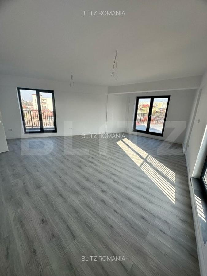 Apartament de vanzare, cu 4 camere, 115,82 mp, zona Salajan - 8