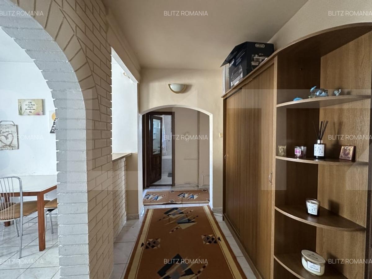 Apartament de vanzare, cu 3 camere, 2 bai, zona Iulius Town - 10