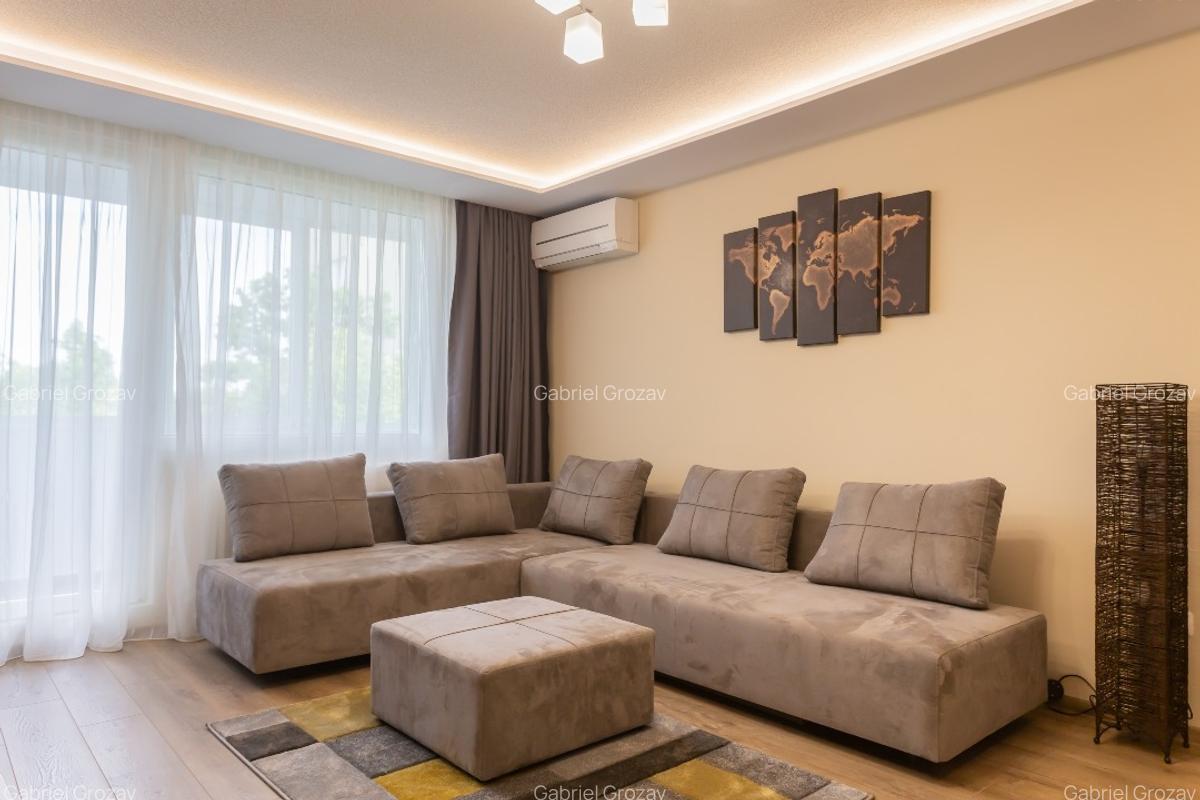 Apartament cu 3 camere semidecomandat în Central - 12