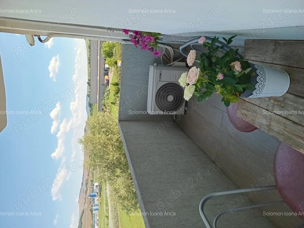 Vand Apartament 3 camere - 6 Vand Apartament 3 camere - 6