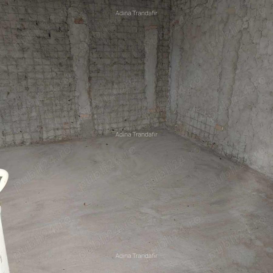 Casa + teren - 5 Casa + teren - 5