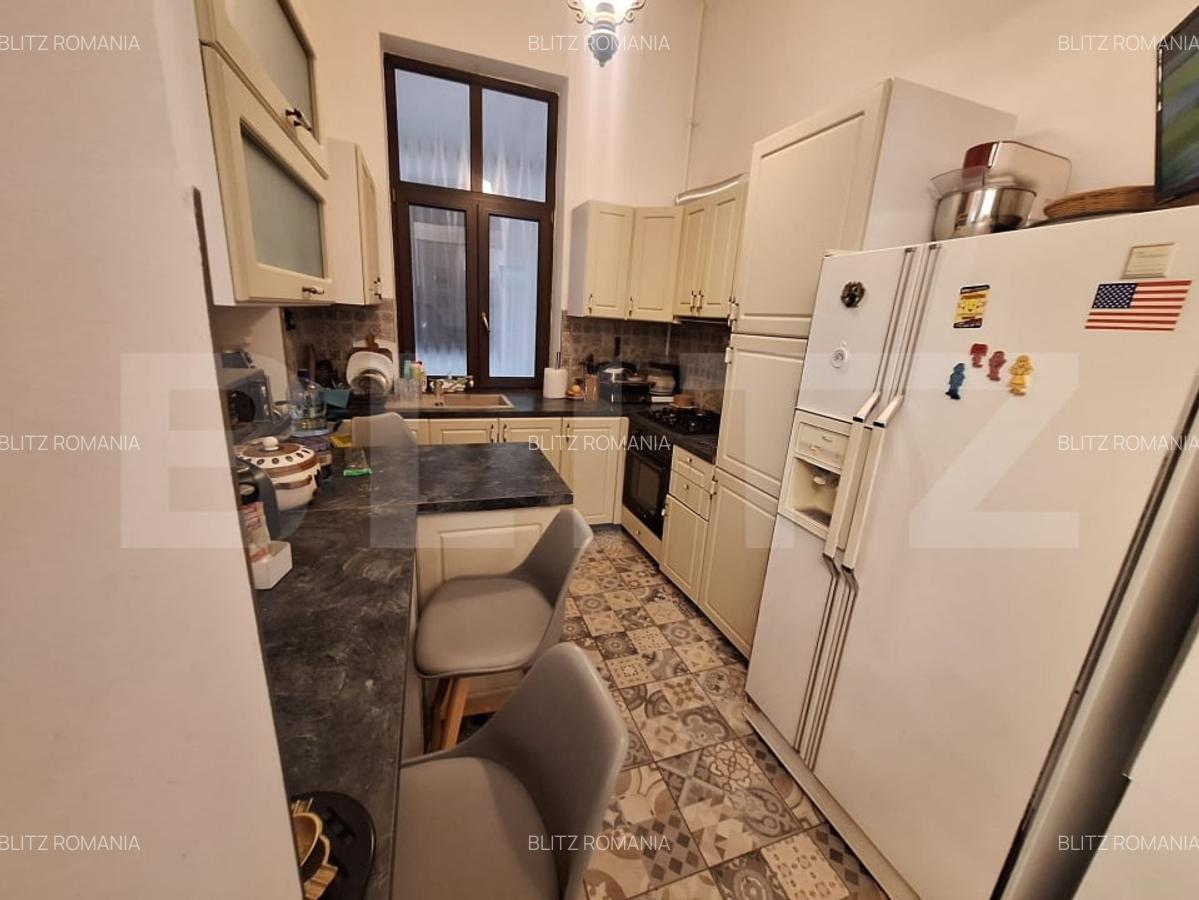 Apartament de vanzare, cu 4 camere, 125 mp, zona P-ta Romanilor - 7