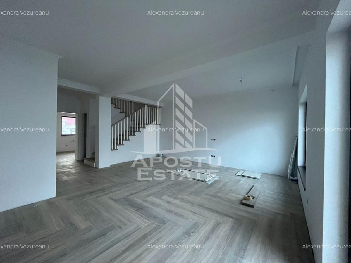 Duplex cu 4 camere, 3 bai,teren 250 mp in zona Dambovita - 1
