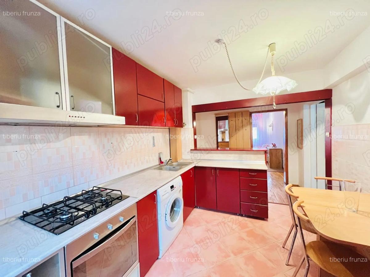 Apartament 4 camere et.2 Strada Vanatorilor - 6