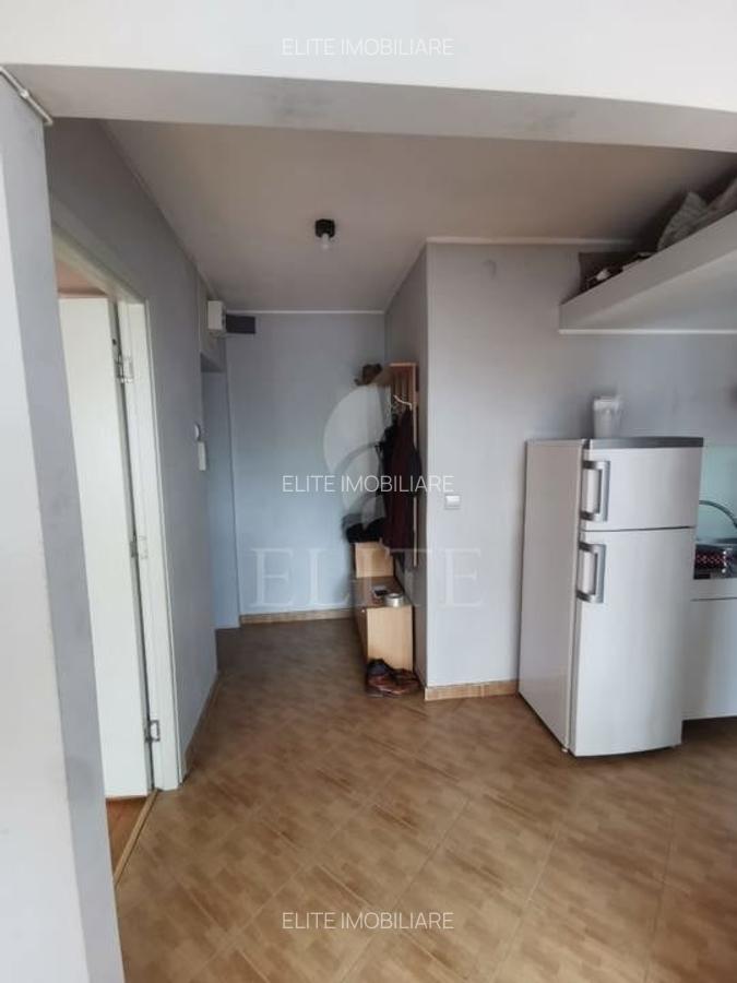 Apartament 3 camere în zona PLOPILOR - 10