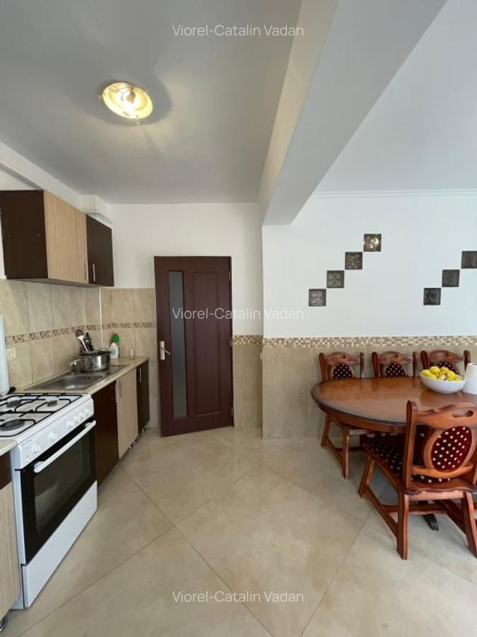 Apartament de 3 camere, 57 mp, parcare, zona Porii - 4