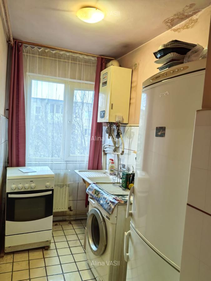 Apartament cu 3 camere - etaj 3-intermediar-Piata Doina-Sagului - 9