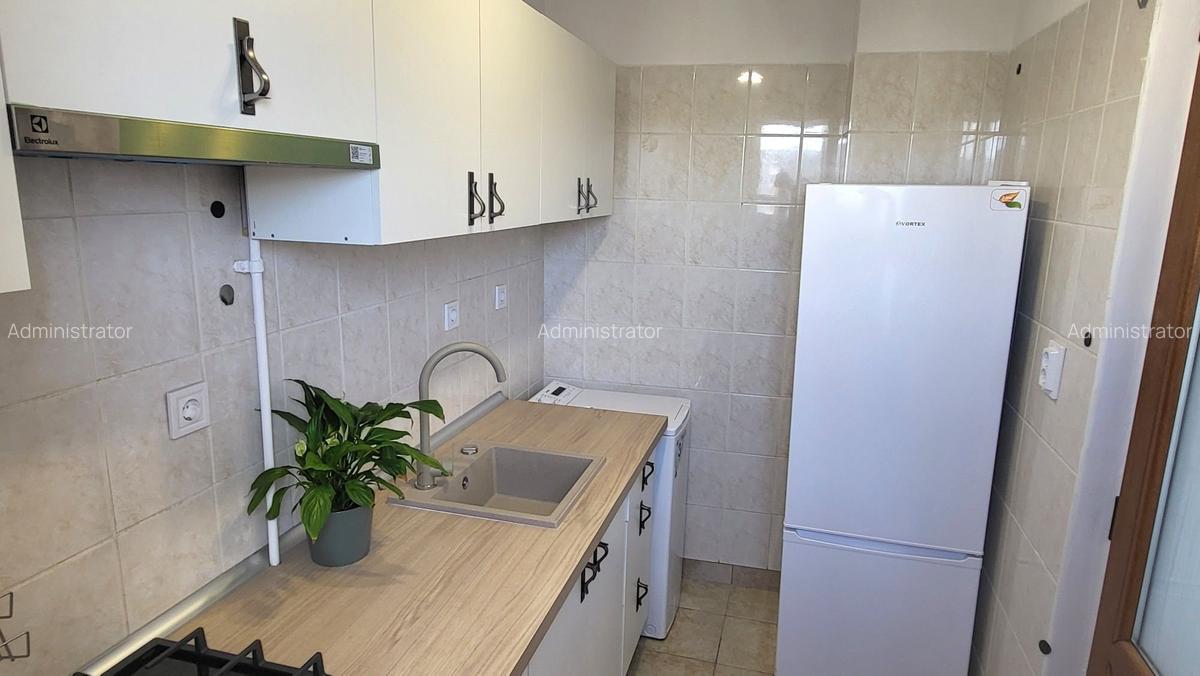 Piata Victoriei intrarea Doctor Felix nr 2, bloc anveloapt termic, contorizari - 5 Piata Victoriei intrarea Doctor Felix nr 2, bloc anveloapt termic, contorizari - 5