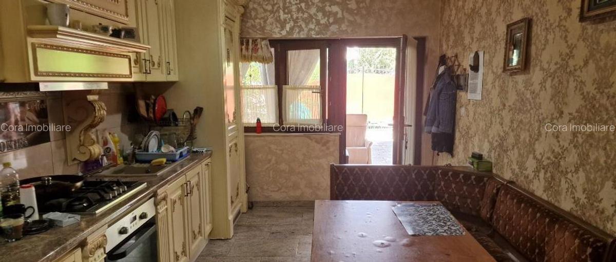 Casa de vanzare, Sanmartin la intrarea in localitate - 7