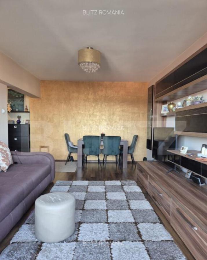 Apartament spa?ios cu 4 camere si parcare in 7 Noiembrie - 10