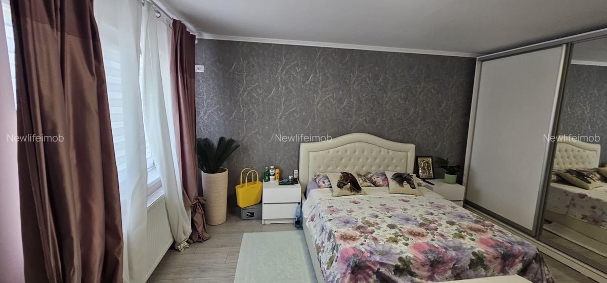 Vila P+1+M / Totul nou ,ne locuita - 6