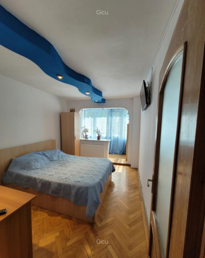 Apartament 3 camere de inchiriat pe Strada de Mijloc - 6