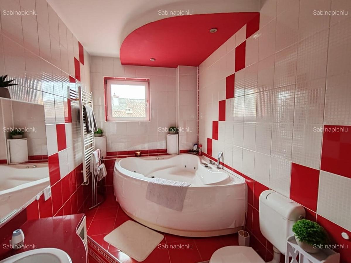 Casa 7 camere, 4 grupuri sanitare, curte si gradina - 14