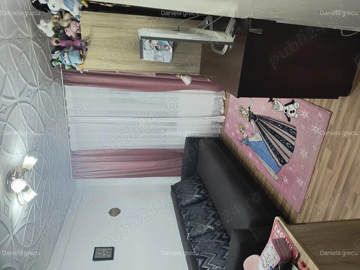 Apartament de vanzare - 3