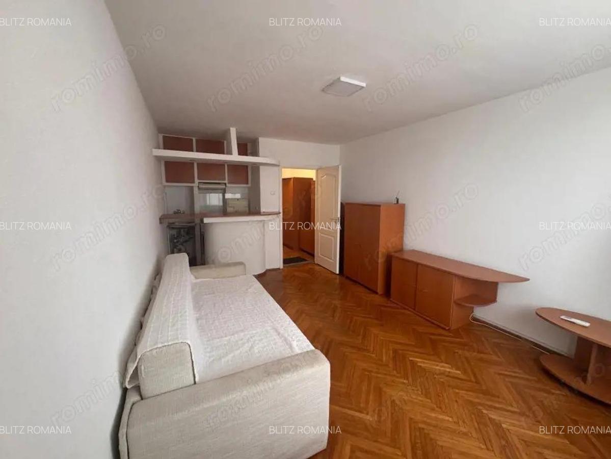 Garsoniera, 26 mp, Calea Bucuresti - 4