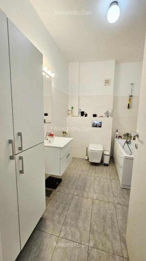 Apartament modern cu 4 camere, decomandat, in zona Piata Presei Libere - 15