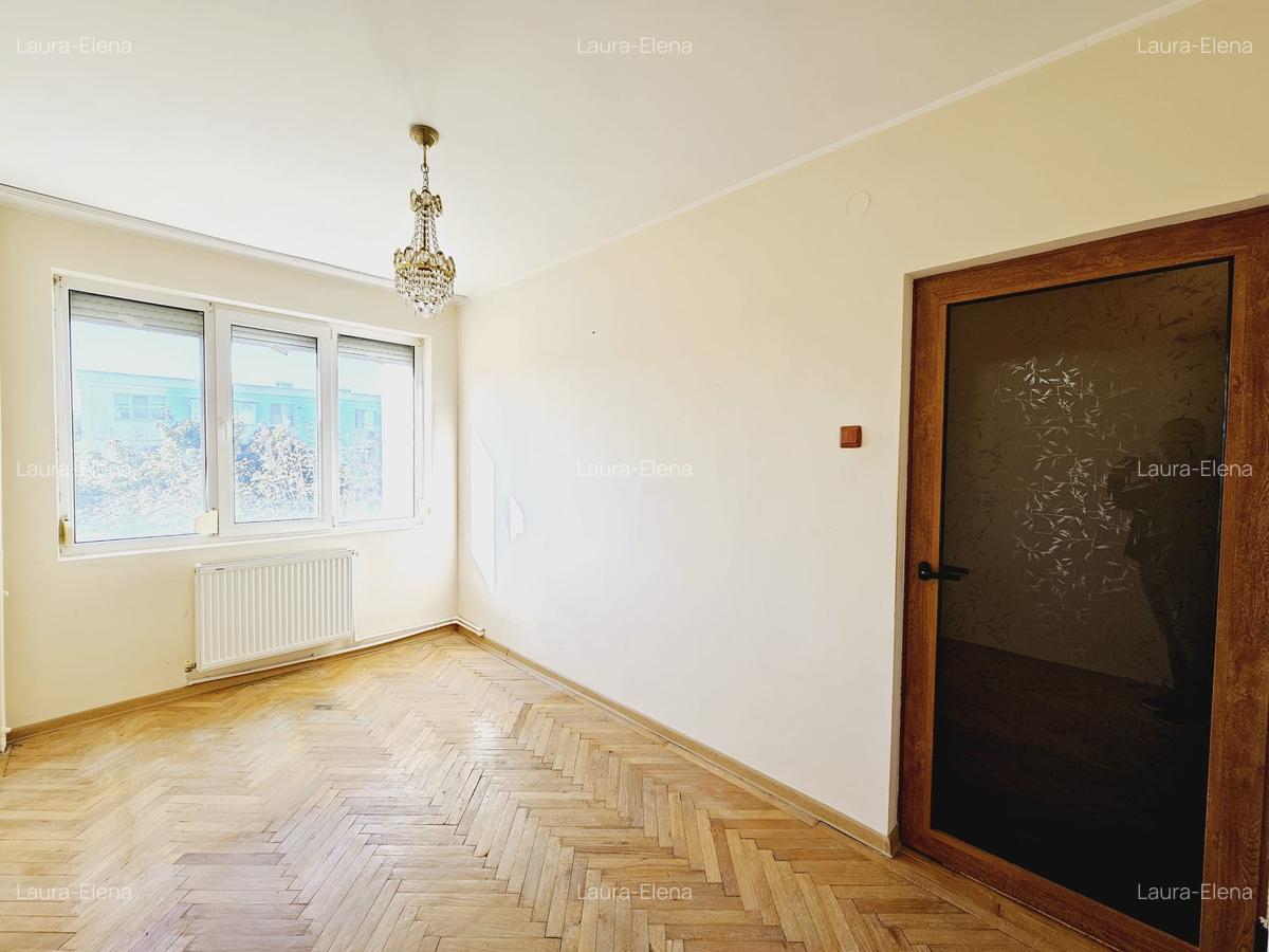 Tiglina 1, Bloc stradal, 3 camere Etajul 3, Balcon Generos - 4