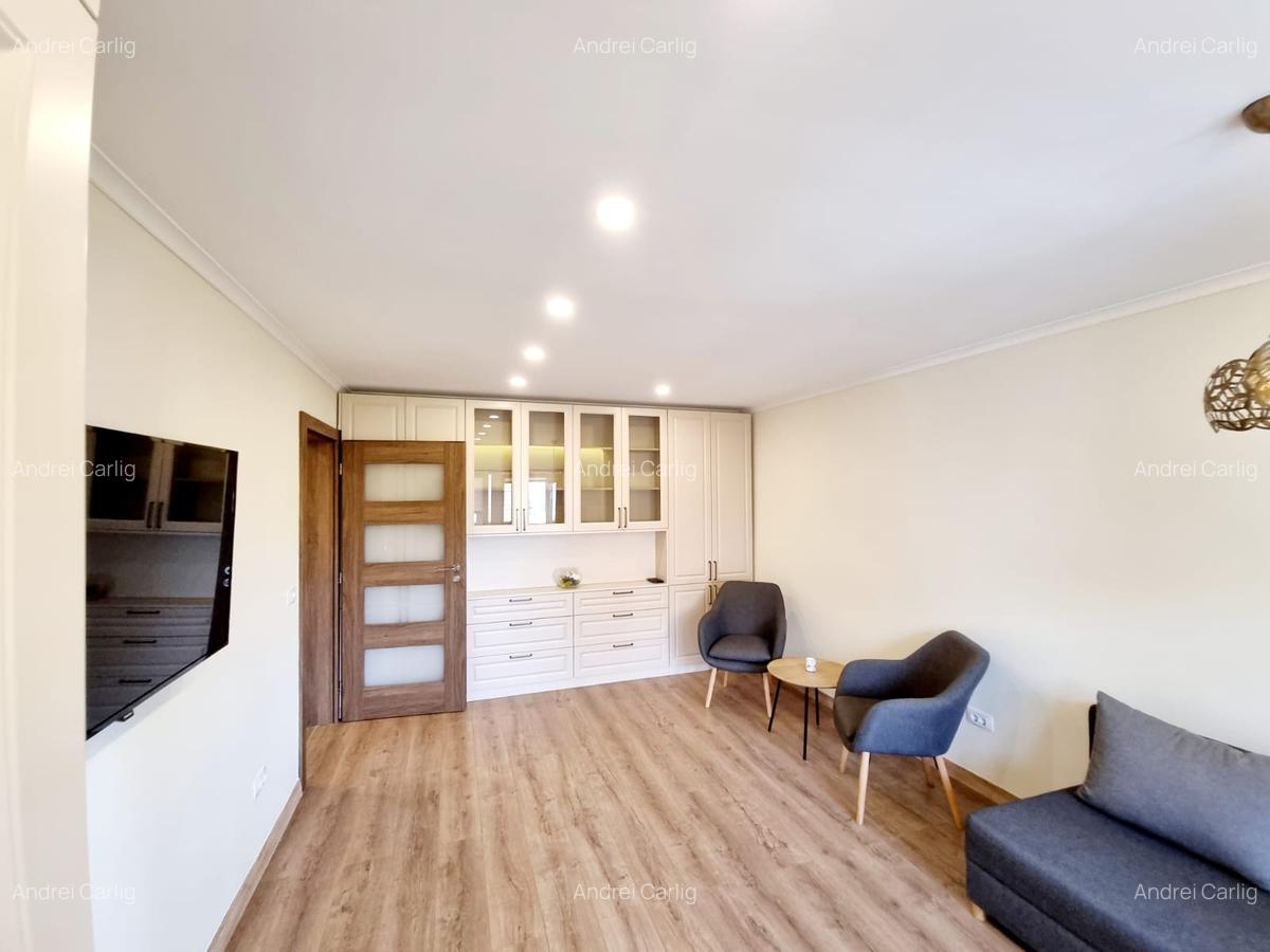 Apartament 3 camere decomandat, 2 bai, Centru, renovat - 7