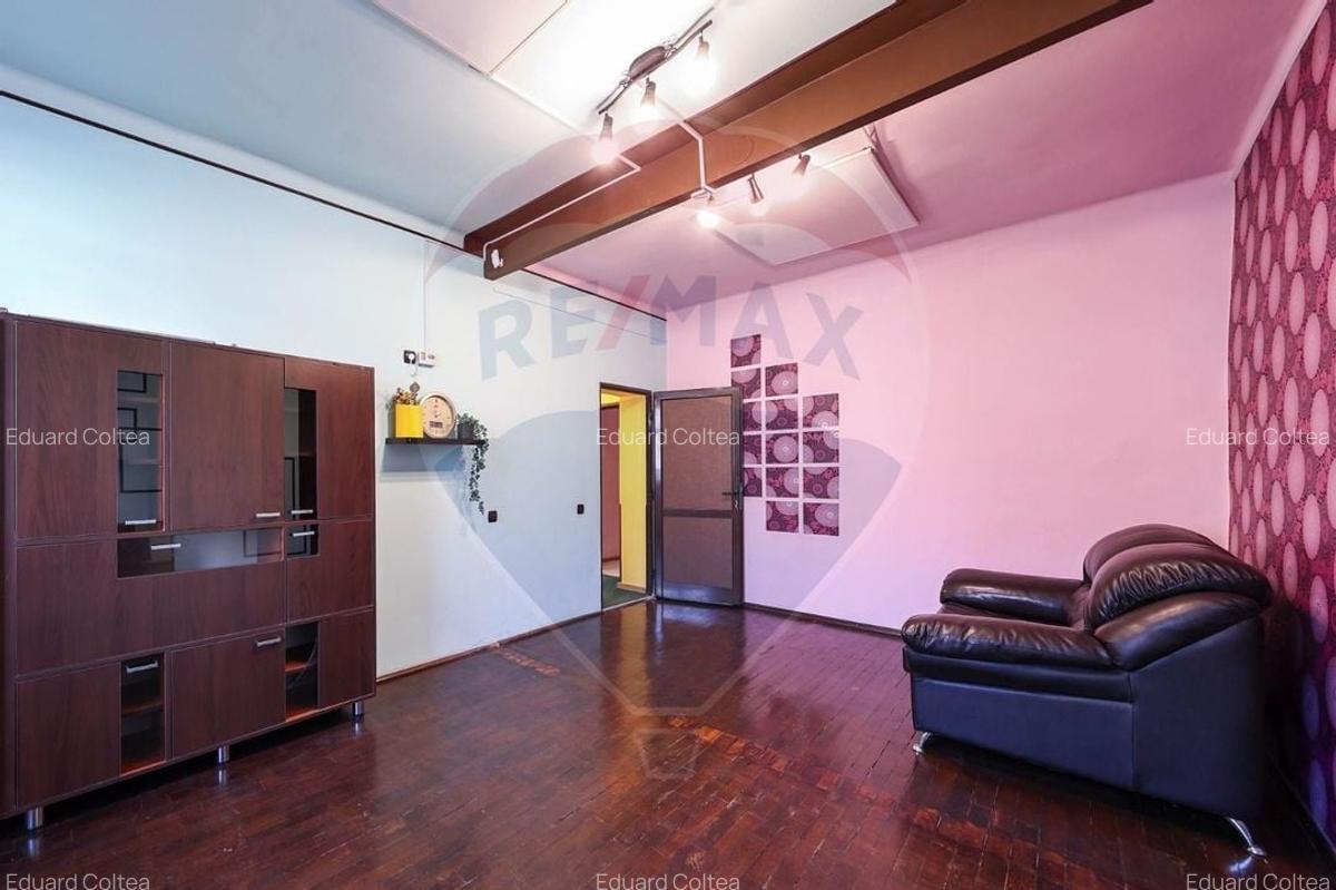 Apartament cu 2 camere decomandat în Calea București - 6
