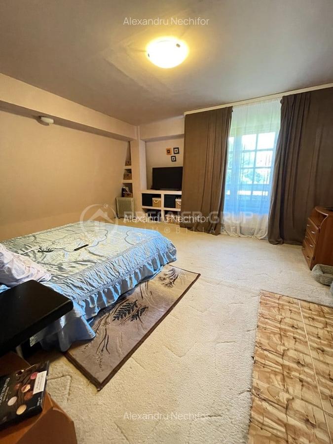 Vila - Triplex 7 camere, Bucium - Barnova, 270mp, GARAJ + PISCINA - 10