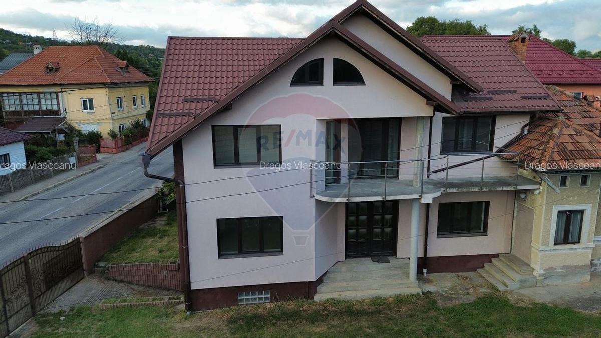 Casa de vanzare in Campulung la pret de apartament. - 3