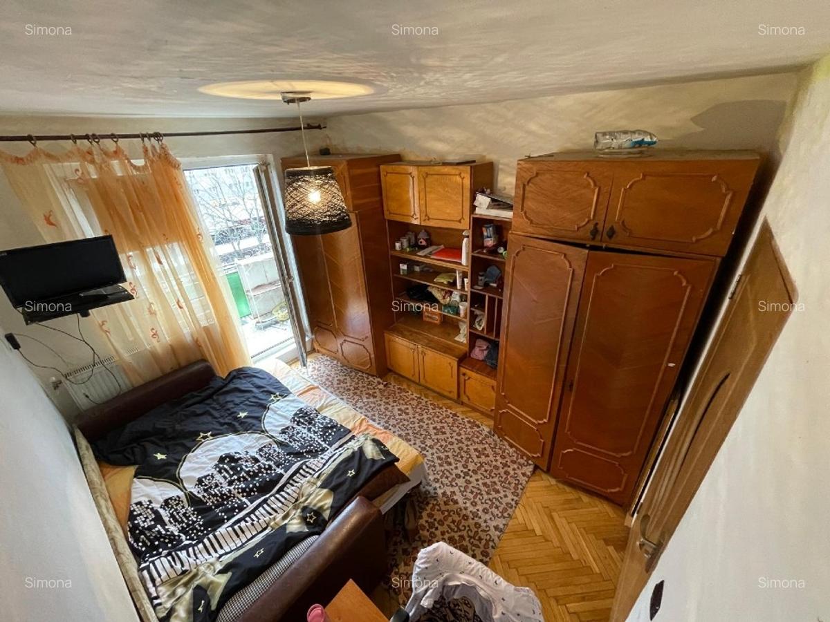 Apartament cu 3 camere decomandat în Circumvalațiunii - 5