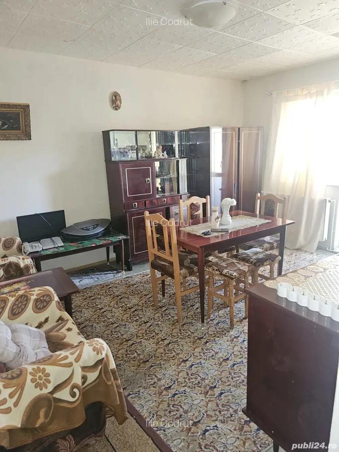 Vand apartament cu 3 camere in Zarnesti, zona Tohan Blocuri - 7