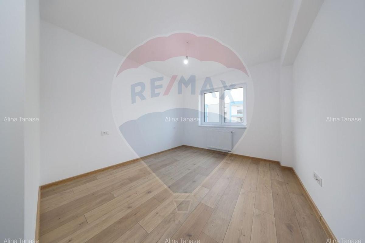 Apartament 3 camere - Tractorul- 73 mp, parcare si boxa - 9