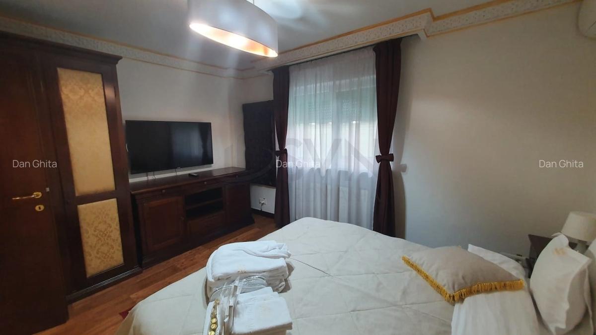 Apartament cu 4 camere decomandat în Băneasa - 5