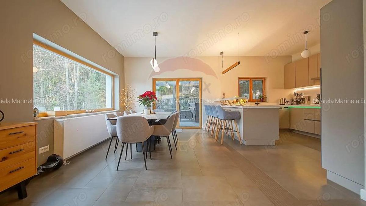 Vila moderna cu vedere spre padure Poiana Angelescu - 14