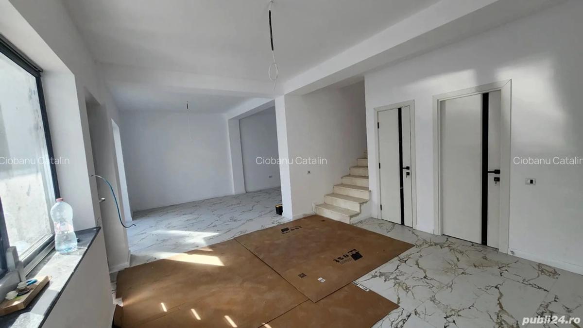 Locuin?a de vanzare in zona ultracentrala Gala?i - 2