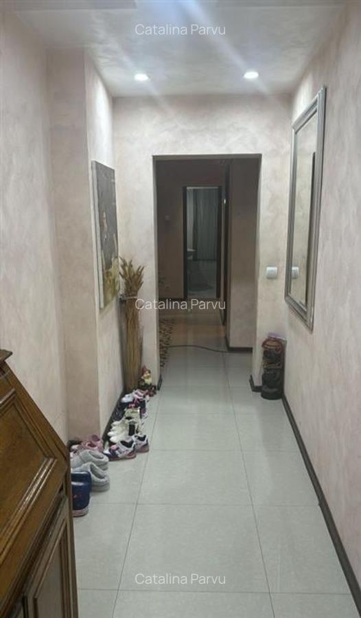 Apartament cu 4 camere decomandat în Calea Călărașilor - 11