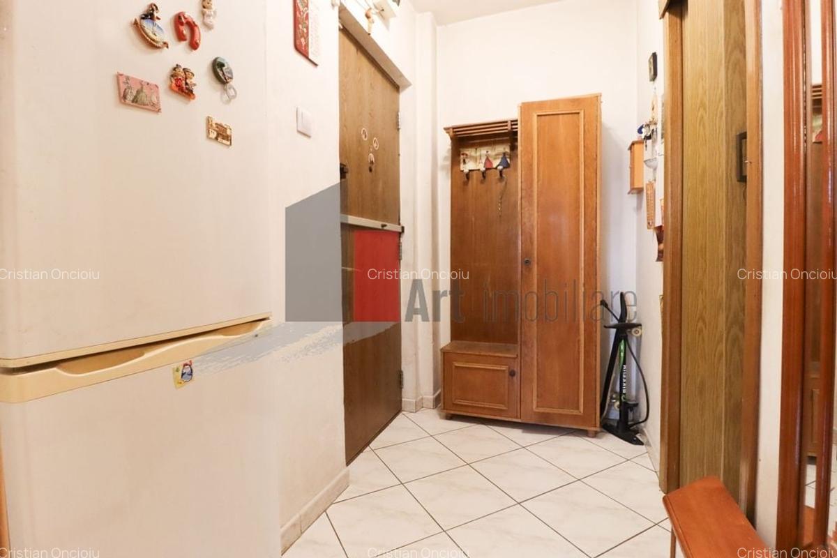Apartament cu 3 camere semidecomandat în Iancului - 11