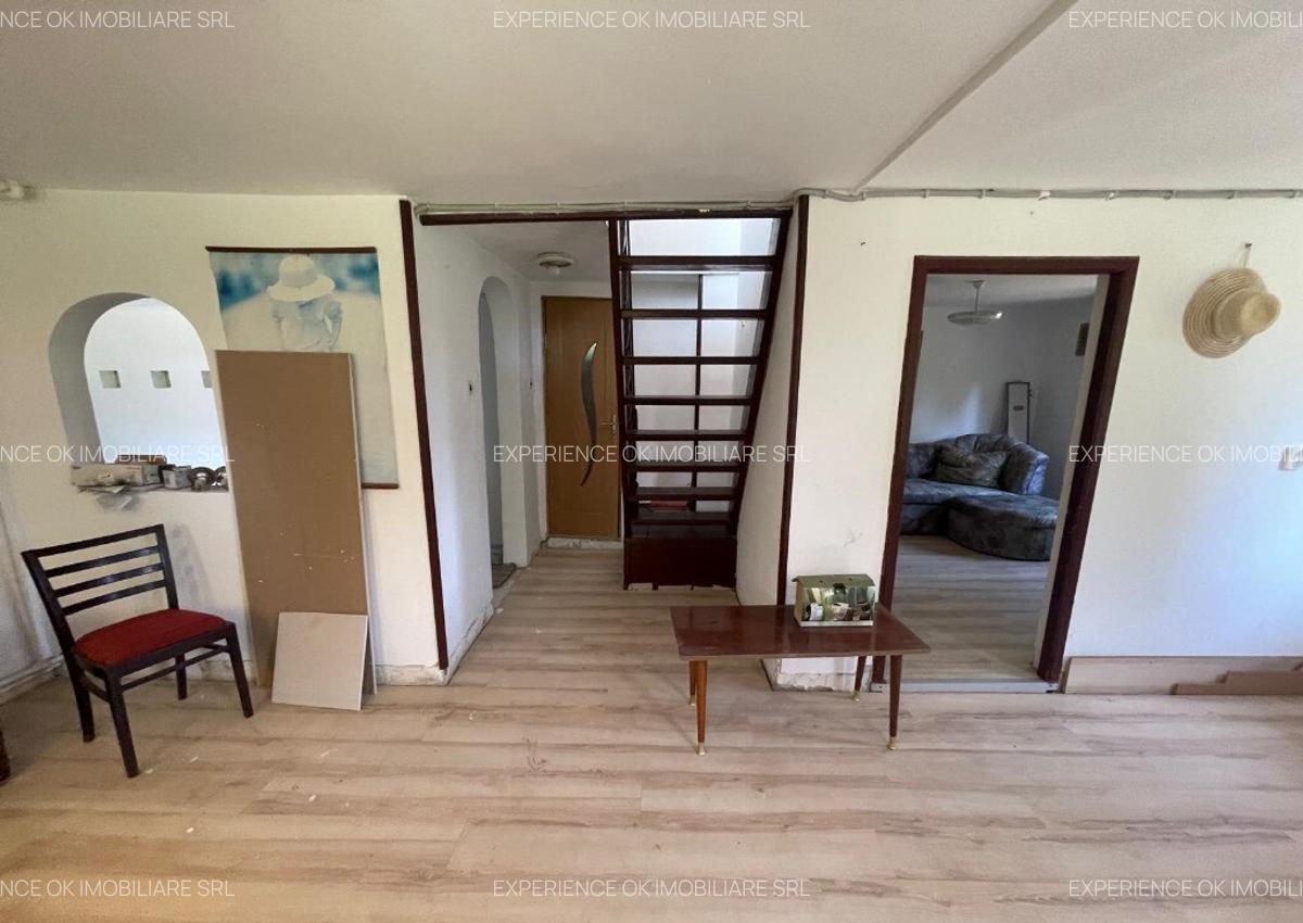 Casa 4 camere P+1E zona 3 Insule - 11