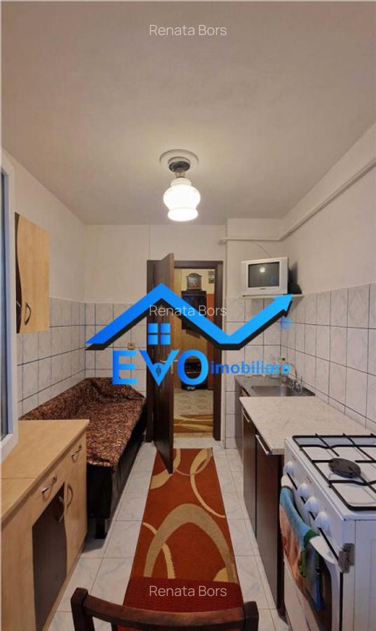 Apartament cu 2 camere, decomandat, et. 2, zona Alexandru-Mi - 12