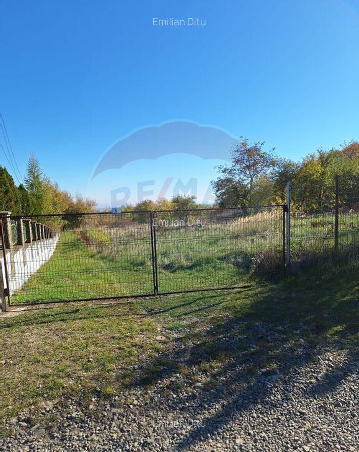 Teren intravilan 1,450mp Ilisesti / DN 17-Suceava - 16